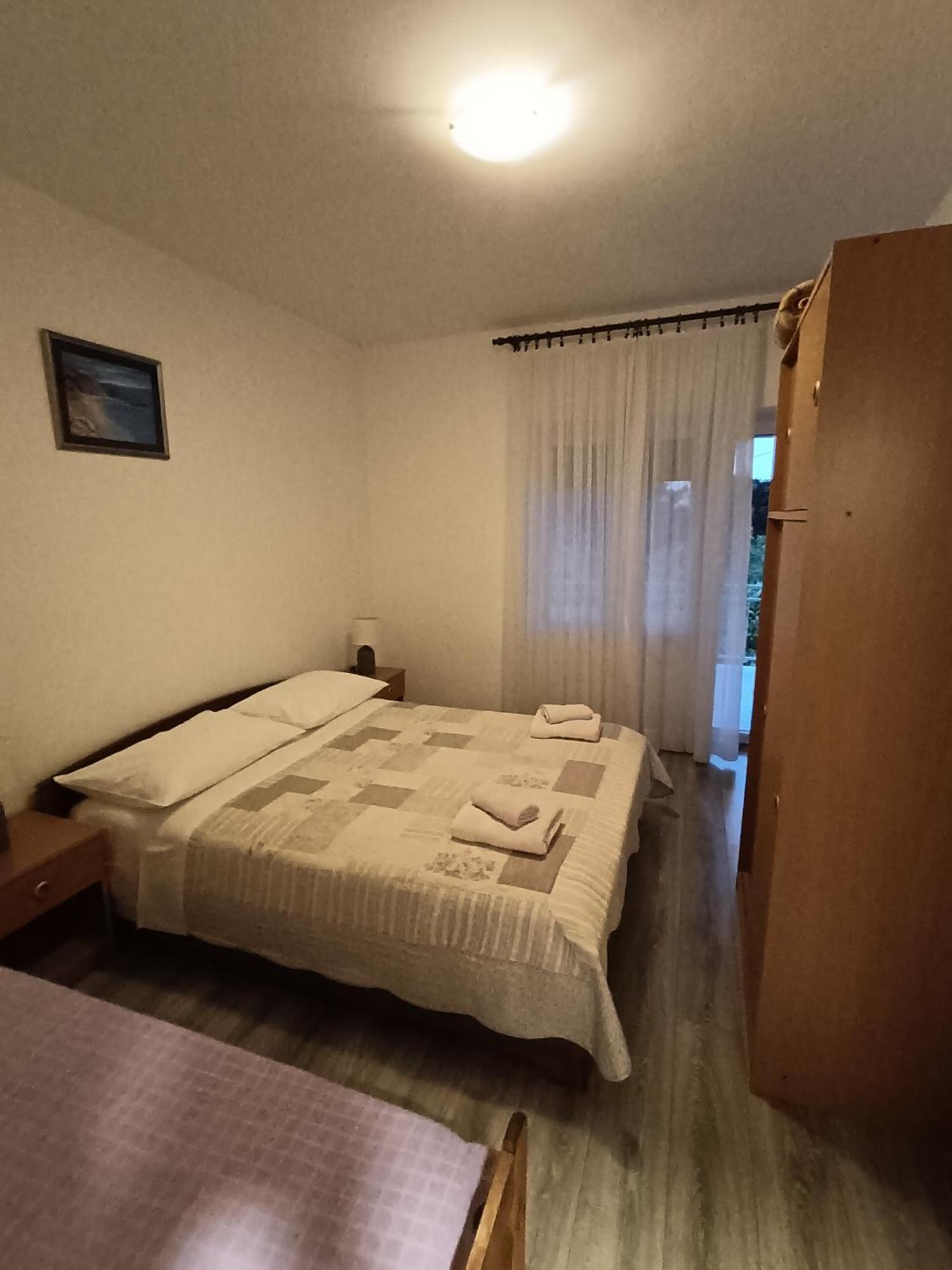 Apartments Lana Стариград-Пакленица Стая снимка